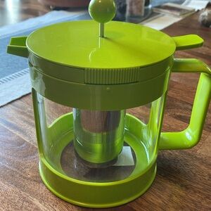BODUM 34 oz Tea Press Pot Color Bean *New w/o box*